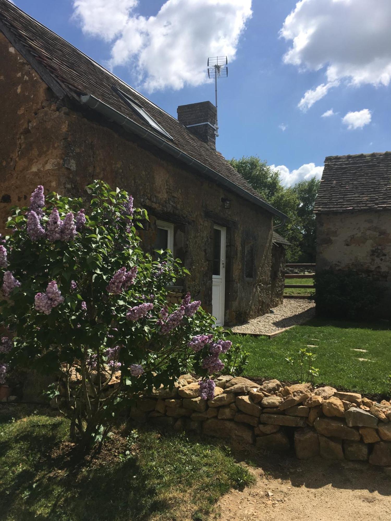 La Marchanderie Spay Exterior photo